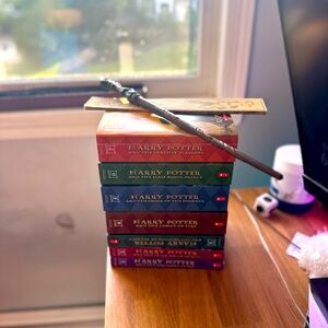 Harry potter Book set with Case and Universal fluer wand